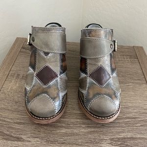 Freebird Beetle size 7 in Grey Multi